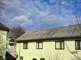 Landpension Gschwantner, hotel v destinaci Lengenfeld