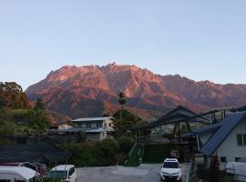 Amazing Grace Lodge, hotel di Kundasang