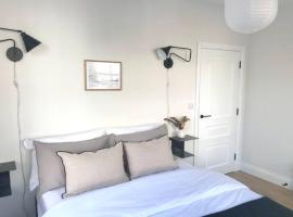Exclusive Norman Road Apartment, hotel v destinaci St. Leonards