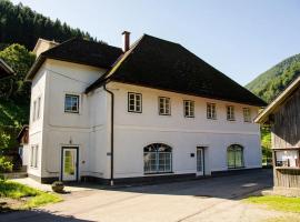 Zemu izmaksu kategorijas viesnīca Wohnung im Nationalpark Kalkalpen mit Badeplatz pilsētā Reichraming