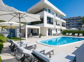 Amazing Apartment In Baska Voda