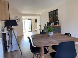 Appartement tout confort et spacieux en campagne bourguignonne, vacation rental in Mancey