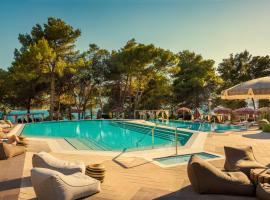 HVAR PLACES HOTEL by Valamar, family hotel in Stari Grad