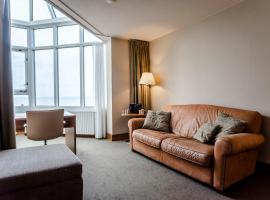Private Suite with stunning sea view, huoneisto kohteessa Zandvoort
