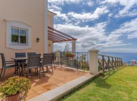 Villa Bougainvillea Palheiro Village by HR Madeira, hotel para golfe em Funchal