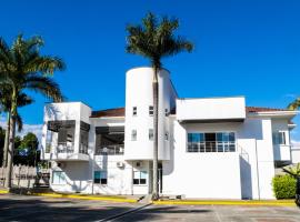 Hotel Palma Verde, hotel poblíž Mezinárodní letiště El Edén - AXM, Armenia