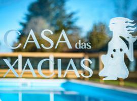Casa das xacias ribeira sacra, hotel with parking in A Airoa