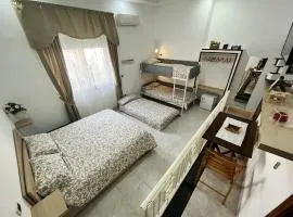 Modern Apartment in Napoli, Balcony