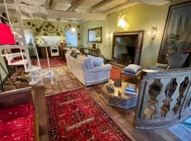 Flaminivs - Timeless Elegance in Civita di Bagnoregio