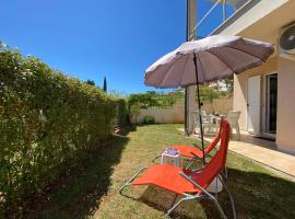 Apartments Punta Premantura, hotel v destinaci Premantura