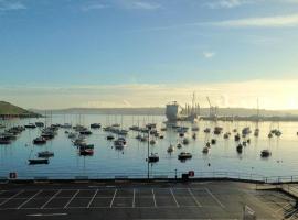 Headland View. Luxury. Harbour-Front. With Parking, hotel a Falmouth