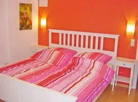 2 Bed Apt Sleeps 5 - Rooftop Terrace Wifi