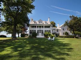 Wades Point Inn on the Bay, מלון בסנט מייקלס