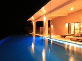 MARINX POOLVILLA NAKANDAKARI, hotel in Nanjo