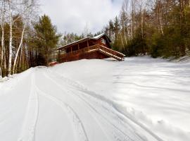 Birchside Cabin in the Woods, cabaña en Jamaica