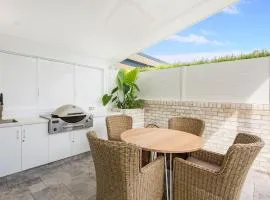 Unwind Pet Friendly 1 Min Walk to Beach