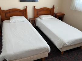 au relais de bellevue, hotel v destinaci Guingamp