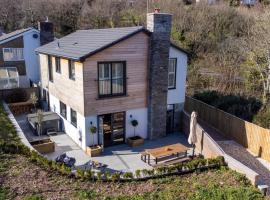 Luxury Detached House on Redwalls, Dartmouth, hotel de lux din Dartmouth