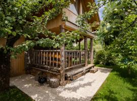 Chalet Sejalec, cottage in Lesce