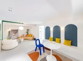 Locals Apartment House 15