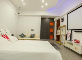 Locals Apartment House 43, Hotel in Zhanjiang
