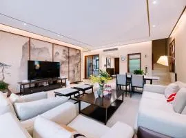 Locals Apartment House 01