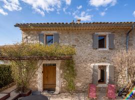 Le Mas des Sablières, holiday home in Oppède