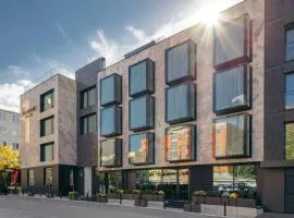 프리슈티나에 위치한 호텔 Hotel MANAMI