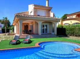 Villa Villa Caleta by Interhome, hotel em Les tres Cales