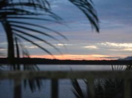 Camping Mirante dos Golfinhos, beach rental in Cananéia