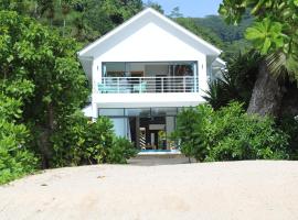 Lyla Beach Villa, villa in Pointe Au Sel 