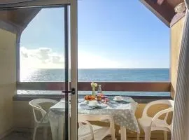 Apartment Plein Océan-1 by Interhome