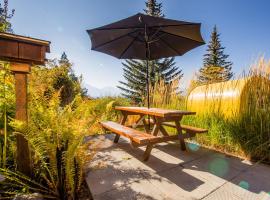 Gateway Motel: Radium Hot Springs şehrinde bir otel