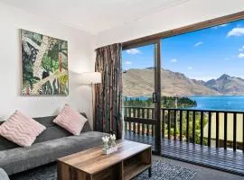 Town Centre Location with Stunning View - Unit 8
