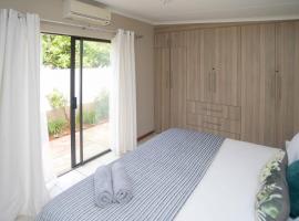 Carstens Garden Cottages, hotel di Kimberley