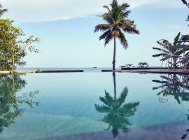 Hibiscus Earth Private Pool Villa A CGH Earth SAHA Experience, hotel in Kumarakom