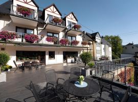 Ferien Weingut Pauly, hotel na may parking sa Mesenich