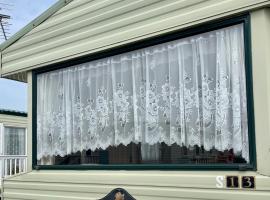 6 berth caravan Skegness, self catering accommodation in Skegness