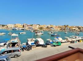 Case Vacanze Porto Vecchio, hotelli kohteessa Lampedusa