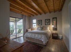 C'est La Vie, cabin in Howick