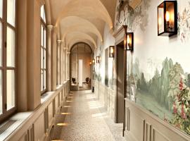 Palazzo Righini, hotell sihtkohas Fossano