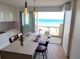 Belle Vue Mer Canet Plage accès piscine couverte et chauffée