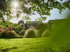 Parehua Resort, hotel with pools in Martinborough 