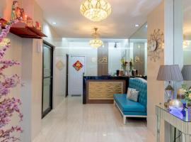 Baymont Suites & Residences, hotel cerca de Aeropuerto Internacional Ninoy Aquino de Manila - MNL, Manila