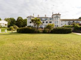 The Imperial Hotel Exmouth، فندق في اكسماوث