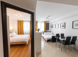 NOBEL: Premium two-room apartment in Bucharest's city center!, hotel en Bucarest