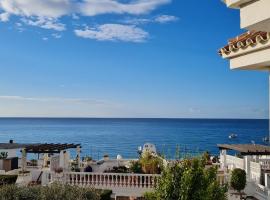 Los 10 mejores hoteles que admiten mascotas de Torrox Costa, España |  Booking.com