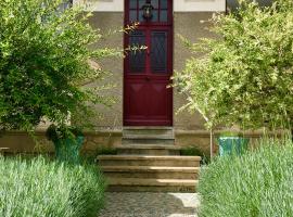 La Villa de Chinon, hotel in Chinon