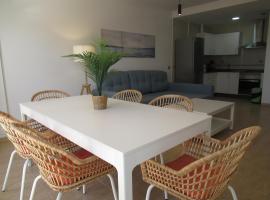 Bristol LikeHome, by Comfortable Luxury, hotel de lux din Corralejo