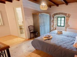 Holiday House Antica for 6 persons green surroundings of the island of Cres, vila di Vidović